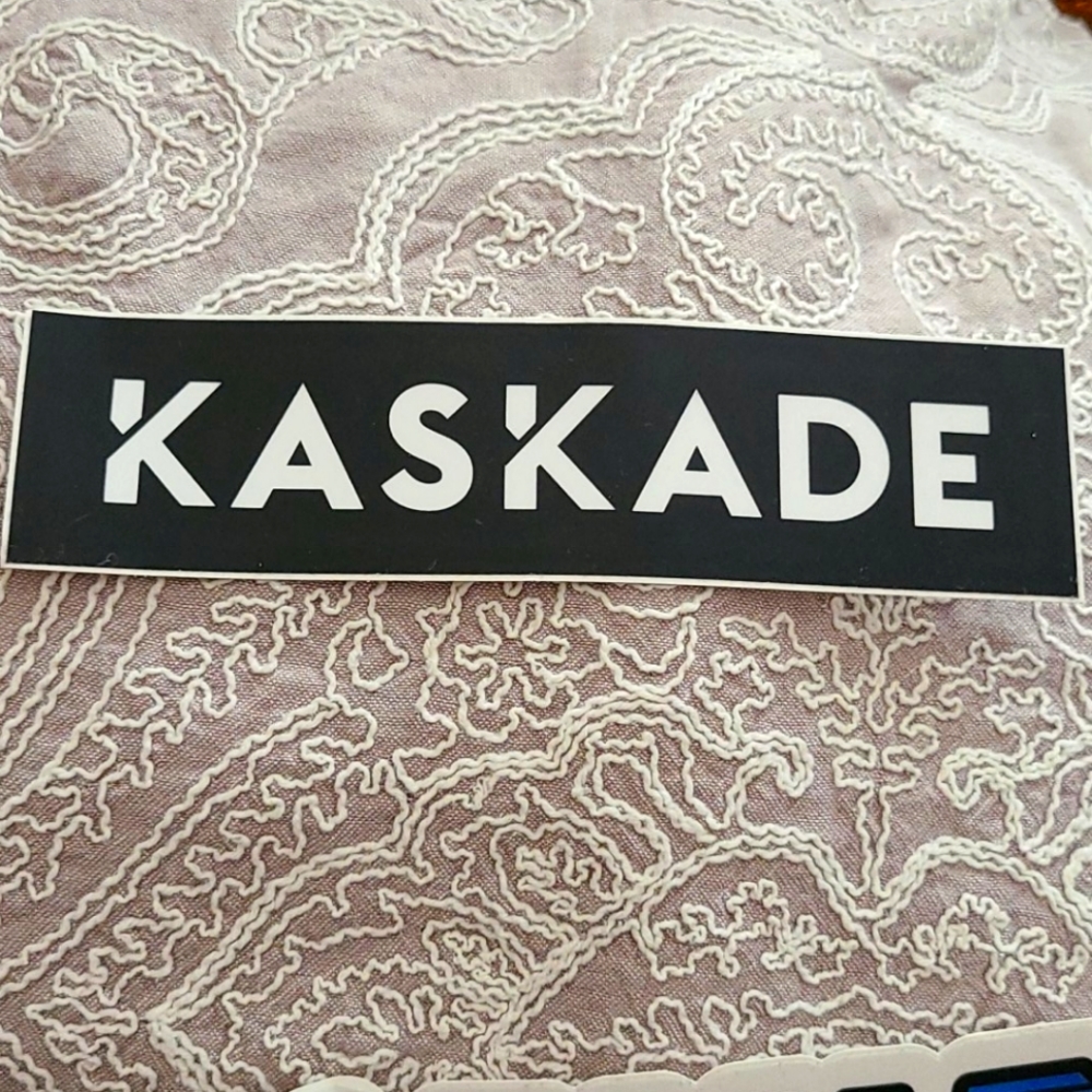 Kaskade sticker